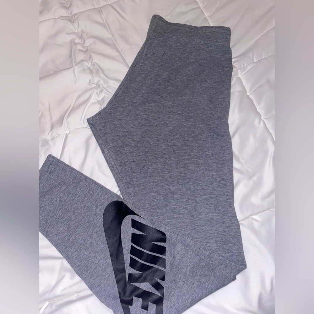 Nike leggings